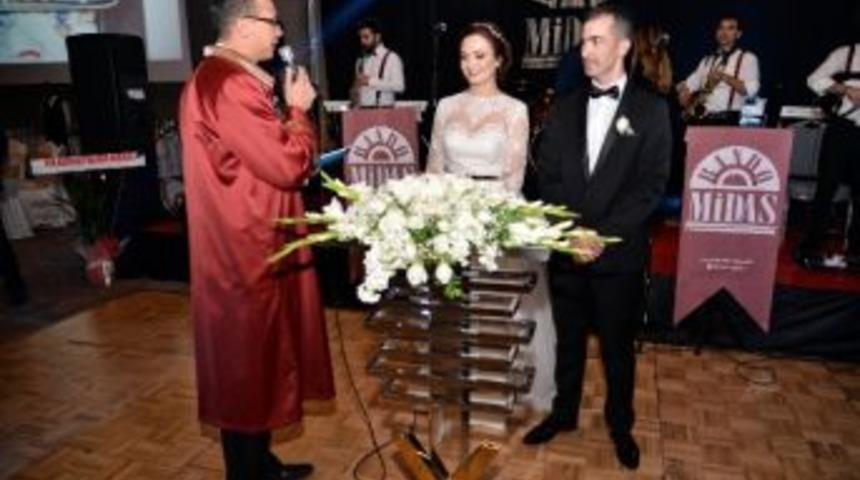 Boz&uuml;y&uuml;k&rsquo;&uuml;n Tanınmış İş Adamlarından Şamil Seyhan Evlendi