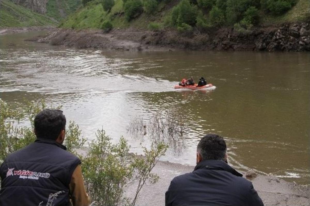 Kura Nehri&rsquo;ne D&uuml;şen Şahsı Arama &Ccedil;alışmaları Devam Ediyor