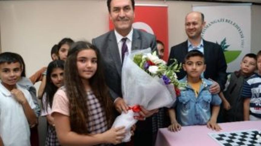 Geleceğin Satran&ccedil; Ustaları Bilgi Evlerinde Yetişiyor