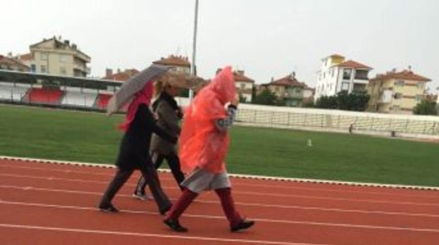 Karaman&rsquo;da Yağmur Ve Spor Keyfi Bir Arada