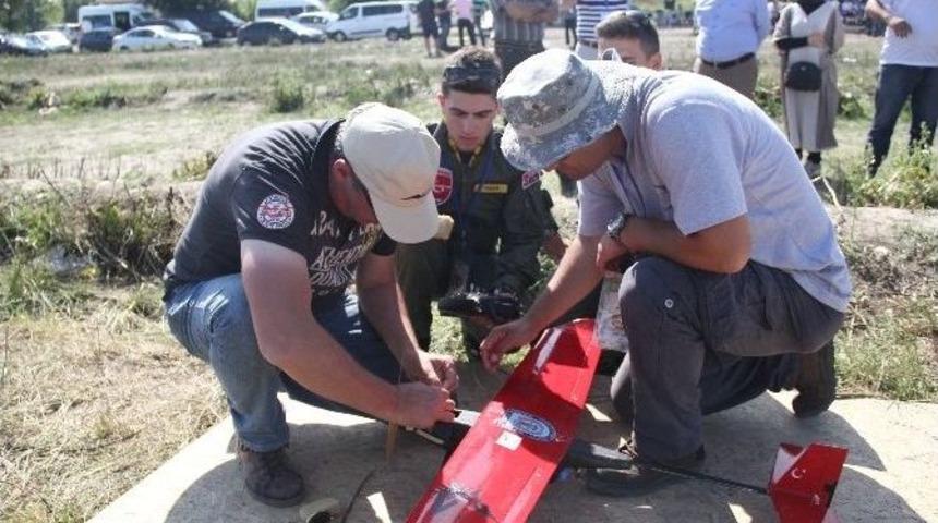 Model U&ccedil;aklar Bursa&rsquo;da Yarıştı