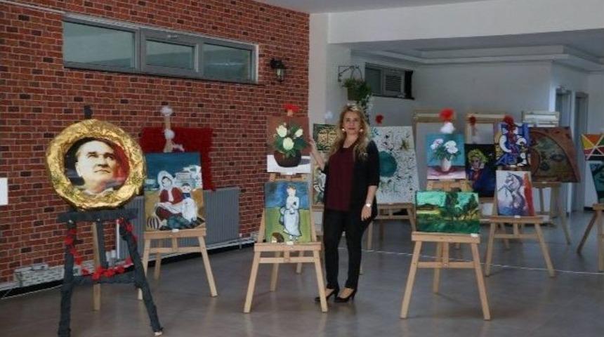 G&uuml;&ccedil; Koleji&rsquo;nden Yıl Sonu Resim Sergisi