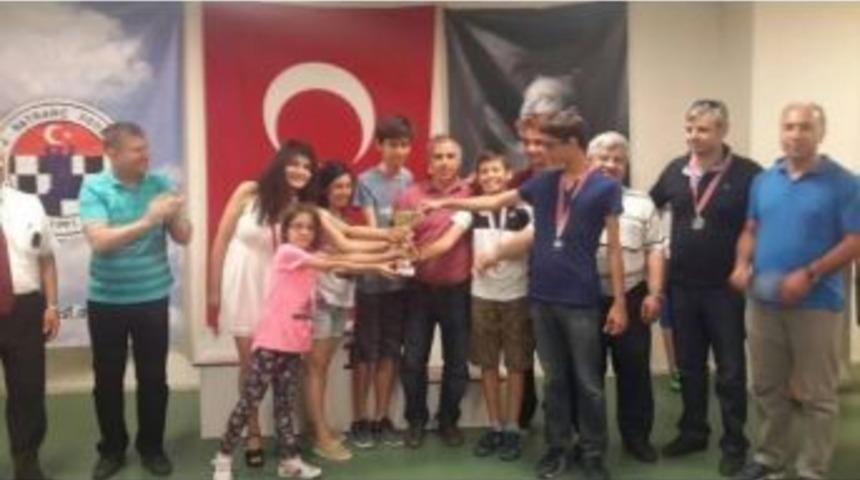 &Ccedil;eşme Satran&ccedil; Takımı T&uuml;rkiye Finallerinde