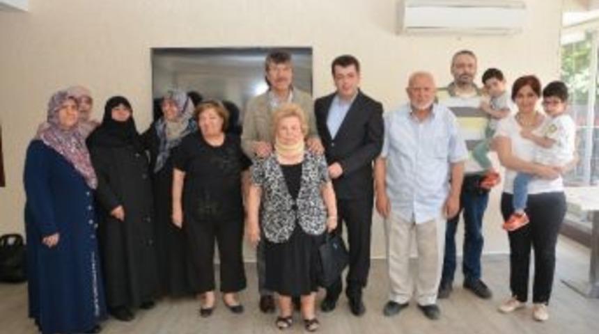Hem Doktor Hem De Dost