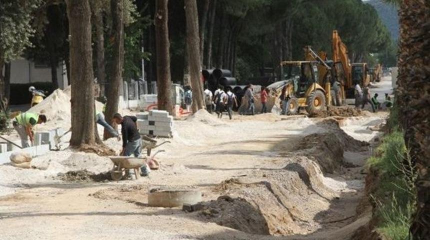 Milas&rsquo;ta İşler Yavaş Y&uuml;r&uuml;yor