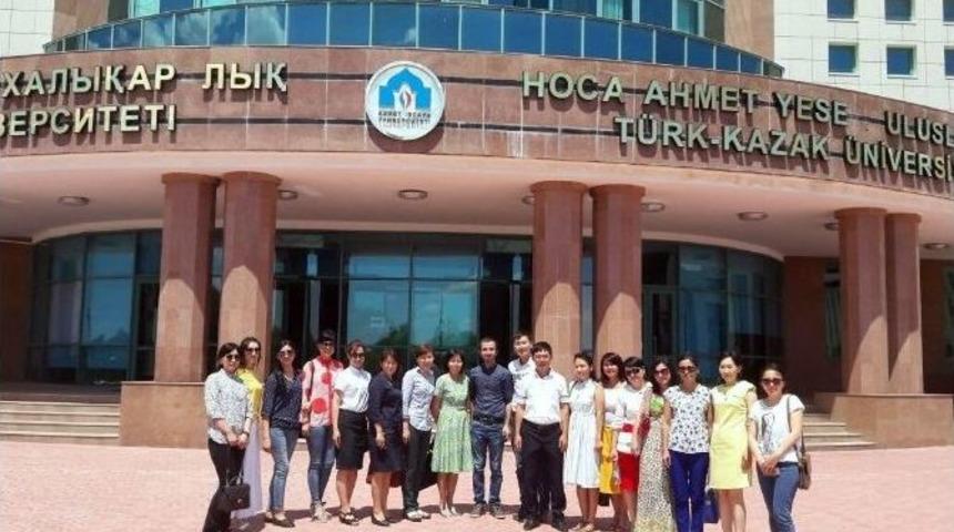 Ahmet Yesevi &Uuml;niversitesinde T&uuml;rk&ccedil;e Yeterlik Sınavı Heyecanı