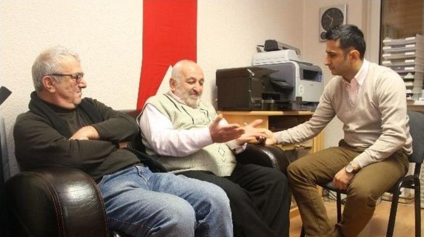 Be&uuml; Zonguldak&rsquo;tan Almanya&rsquo;ya G&ouml;&ccedil; Hikayelerini Kitaplaştırıyor