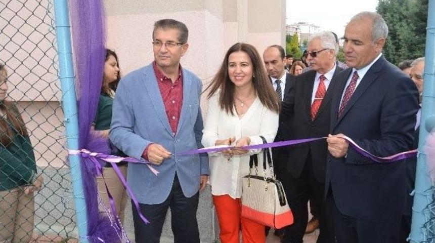 &Ccedil;orlu Anadolu Lisesi Halı Sahası T&ouml;renle A&ccedil;ıldı