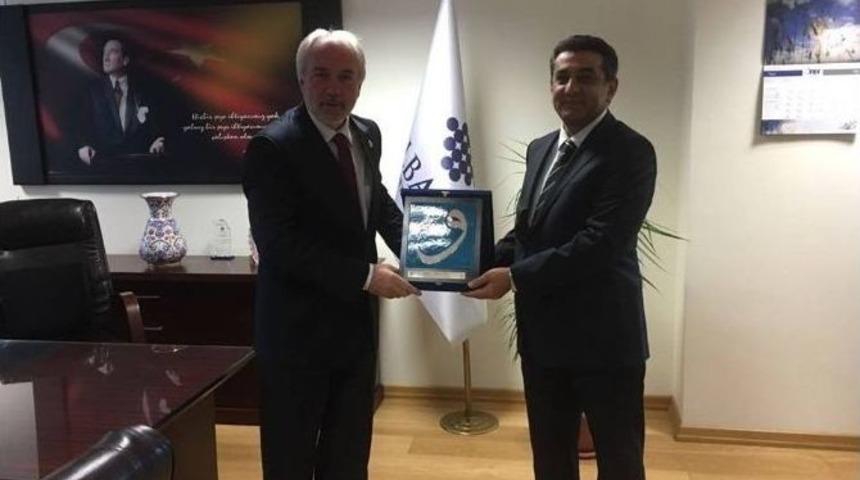 Başkan Kamil Sara&ccedil;oğlu: Belediye Yeni Hizmet Binası Projesinde Sona Yaklaşılıyor