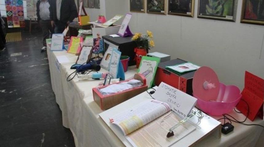 Şeyh Şamil Ortaokulu G&ouml;rsel Sanatlar Ve Teknoloji Tasarım Sergisi A&ccedil;ıldı