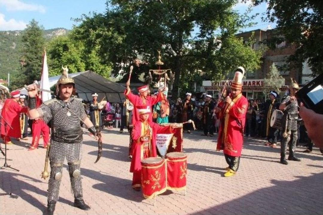 Bayırk&ouml;y&rsquo;de Hıdrellez Bahar Şenlikleri Yapıldı