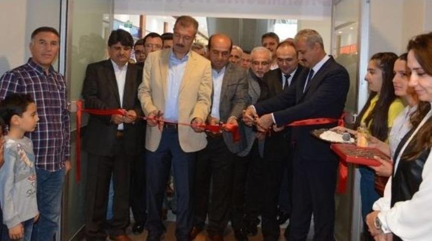 Ak Partili &Ouml;zt&uuml;rk Kermese Katıldı