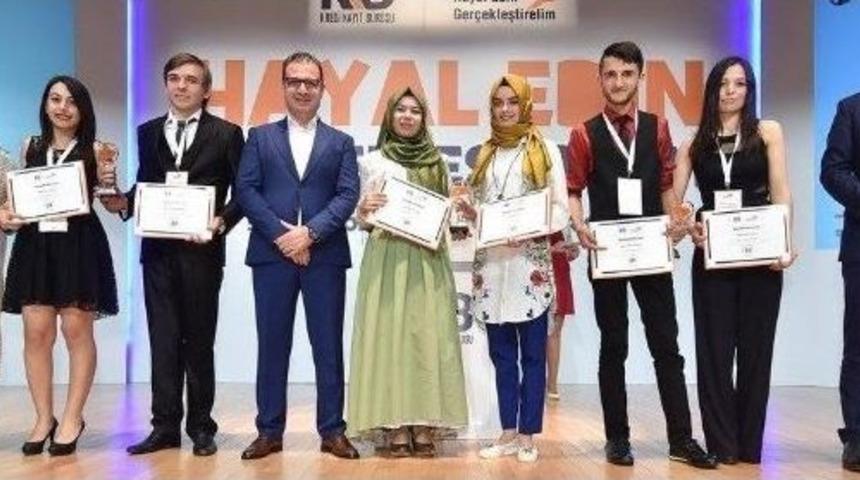 Anadolu &Uuml;niversitesi İ&ccedil; Mimarlık B&ouml;l&uuml;m&uuml;&rsquo;ne 2 &Ouml;d&uuml;l Birden