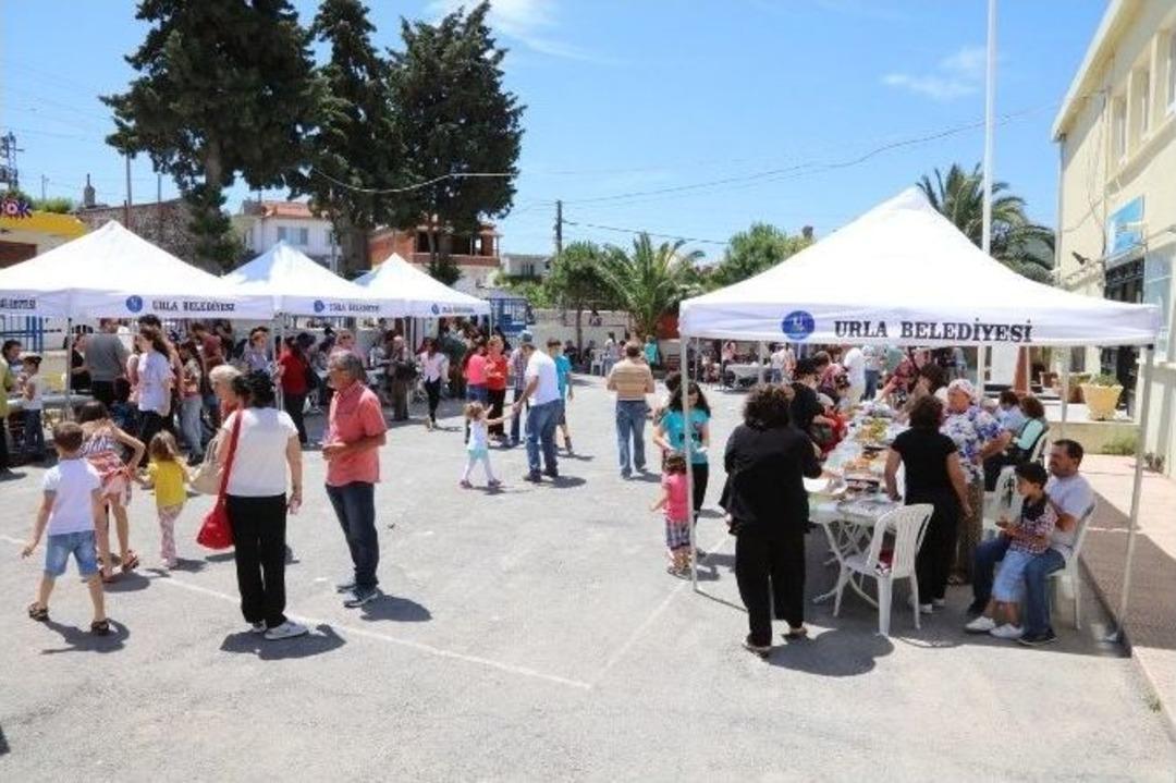 Arnavut B&ouml;reği Şenliği Kokusuyla Baş D&ouml;nd&uuml;rd&uuml;