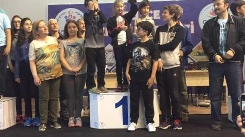 D&uuml;zcespor Şampiyon