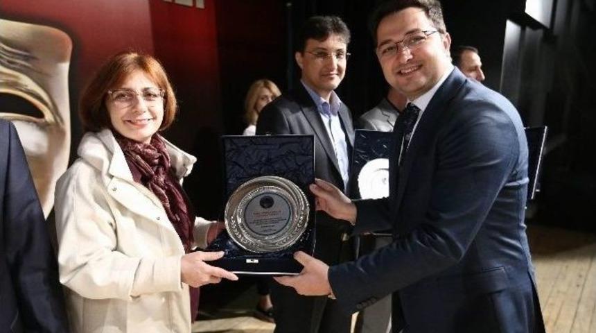 Tiyatro Festivali Sona Erdi