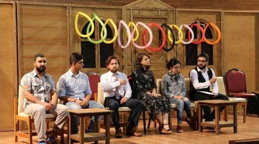 Deli Bayramı Tiyatrosu Haliliyelilerden Büyük İlgi Gördü