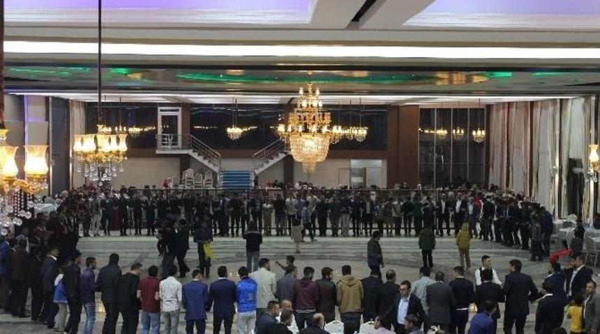 Aşiret D&uuml;ğ&uuml;n&uuml;ne Yoğun Katılım