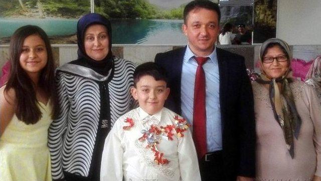 Baklacı Ailesinin Oğlu Korcan Erkekliğe Adım Attı 1