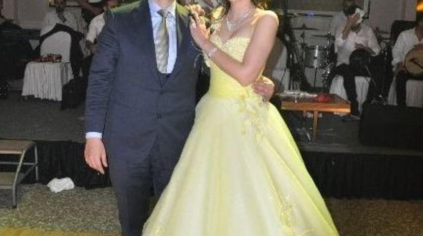 Erdemoğlu Ve Başk&uuml;lek&ccedil;i Ailelerinin Mutlu G&uuml;n&uuml;