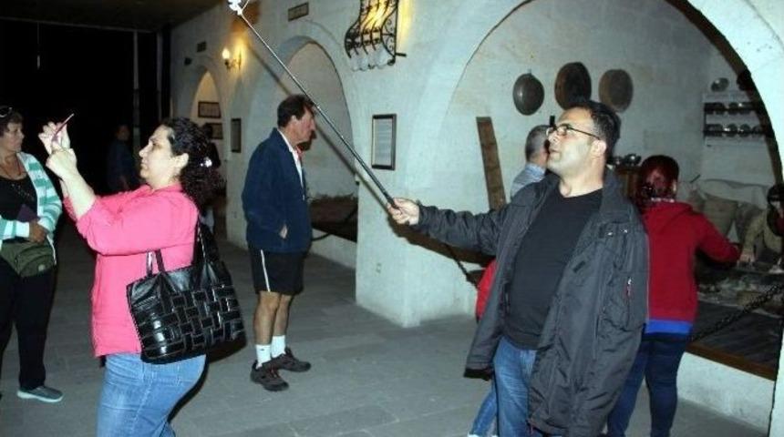 K&uuml;lt&uuml;r M&uuml;ze Yerli Ve Yabancı Turistlerin B&uuml;y&uuml;k İlgisini &Ccedil;ekiyor