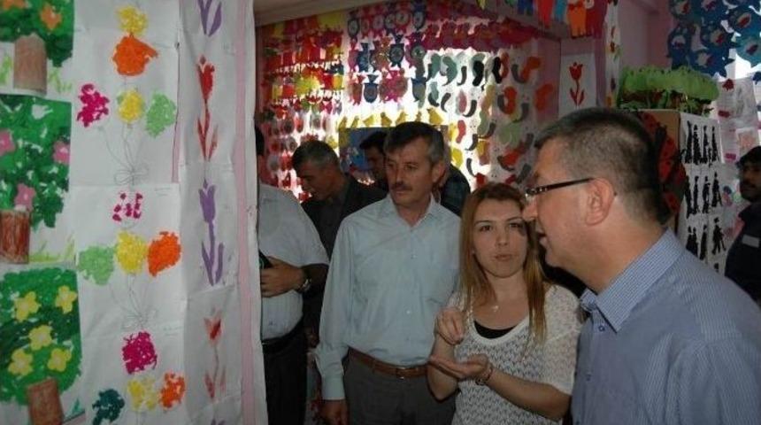 Anaokullu Minikler Sergi A&ccedil;tı