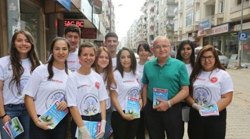 Efeler Kent Konseyi &Ccedil;ocuk Meclisi Temizlik Projesi Başlattı