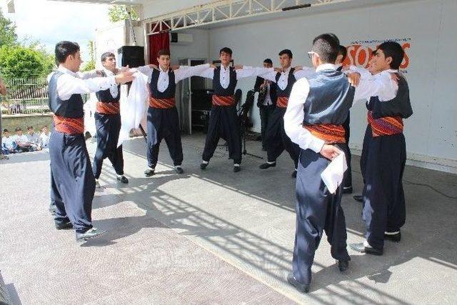 &Ouml;ğrenciler Bilimsel Projelerini Sergiledi 2