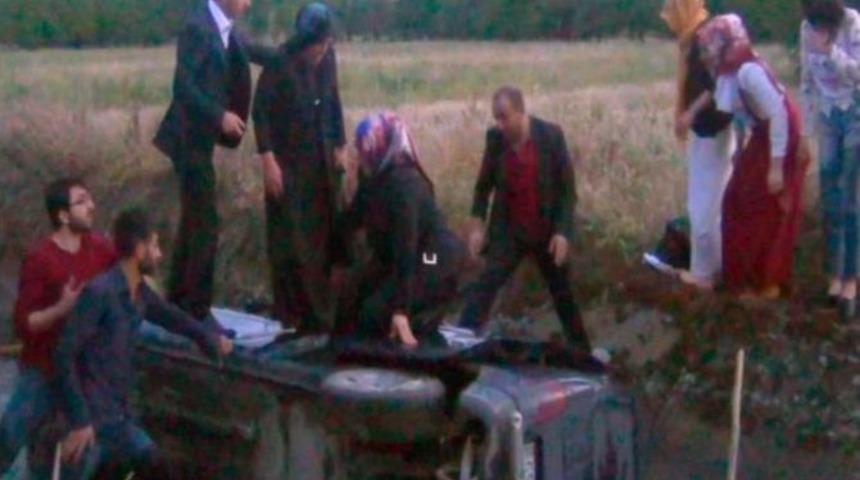 D&uuml;ğ&uuml;n Konvoyunda Kaza