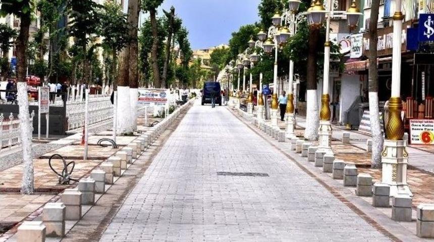 Kanalboyu&rsquo;nda Son R&ouml;tuşlar