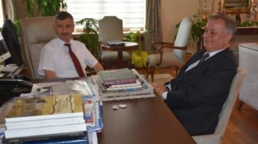 Defterdar Kırım&rsquo;dan Vali Bektaş&rsquo;a Veda Ziyareti