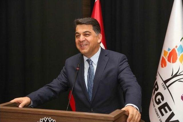 Türgev Öğrencileri Osmanlıca Kursu Sertifikalarını Aldı