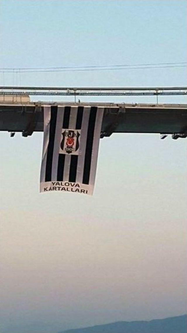 Beşiktaş Bayrağı Osmangazi K&ouml;pr&uuml;s&uuml;&rsquo;nde 1