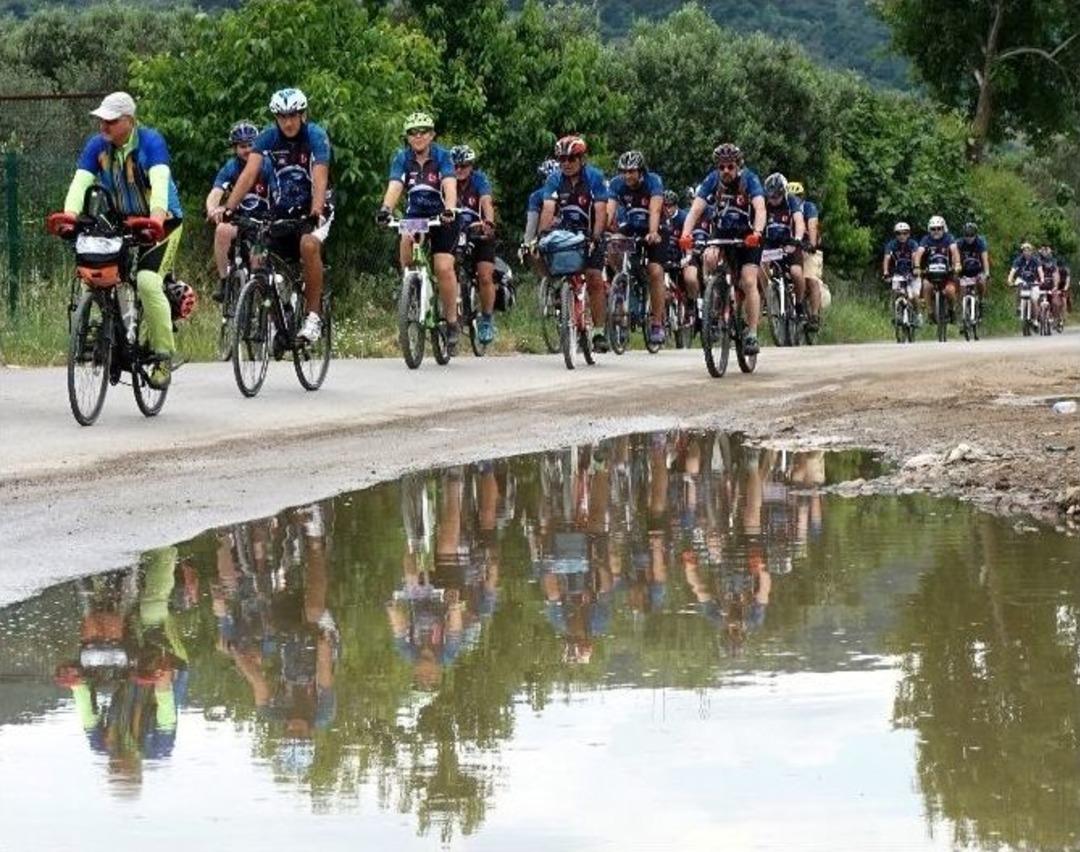 Burhaniye&rsquo;de Bisiklet Festivali Coşkusu Yaşandı