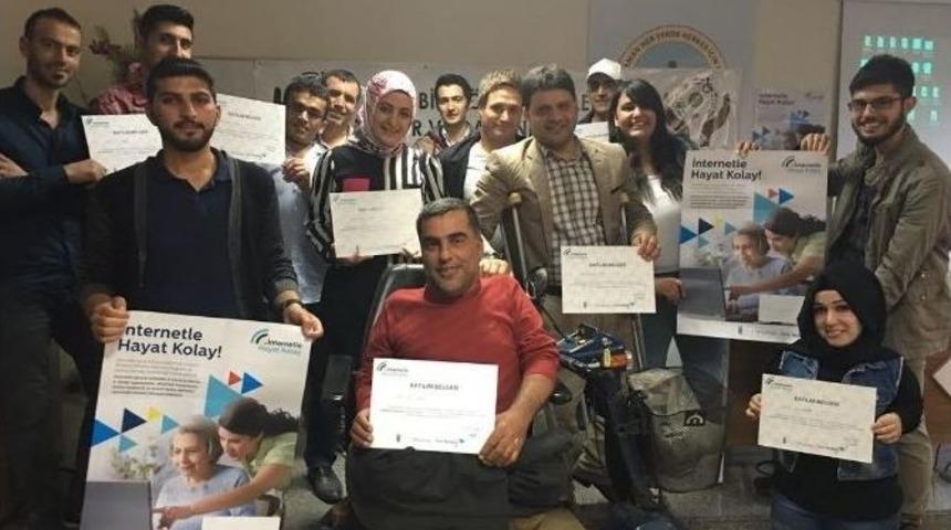 Bing&ouml;l&rsquo;de Engelli Vatandaşlara İnternet Eğitimi Verildi