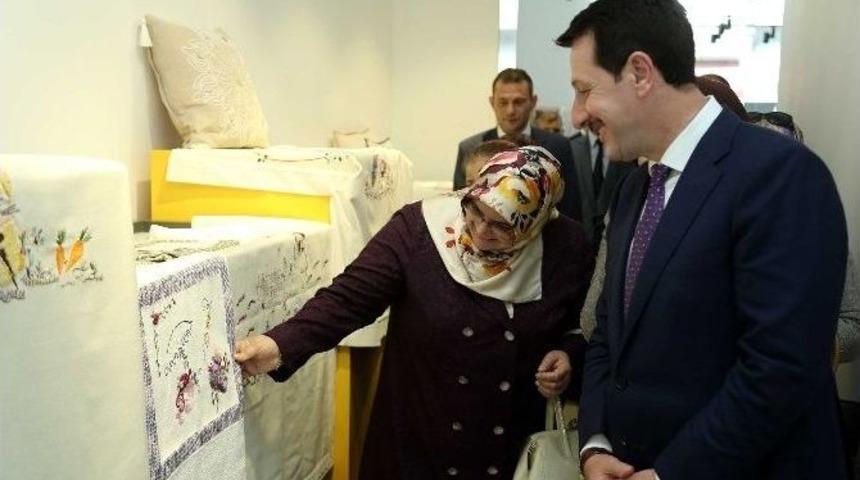 Nakışın Zerafeti G&ouml;r&uuml;c&uuml;ye &Ccedil;ıktı