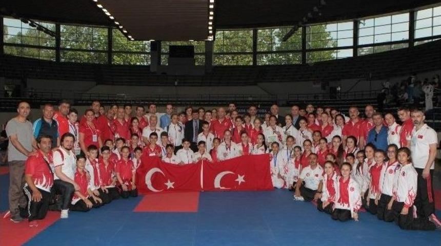 Milliler Balkanları Fethetti