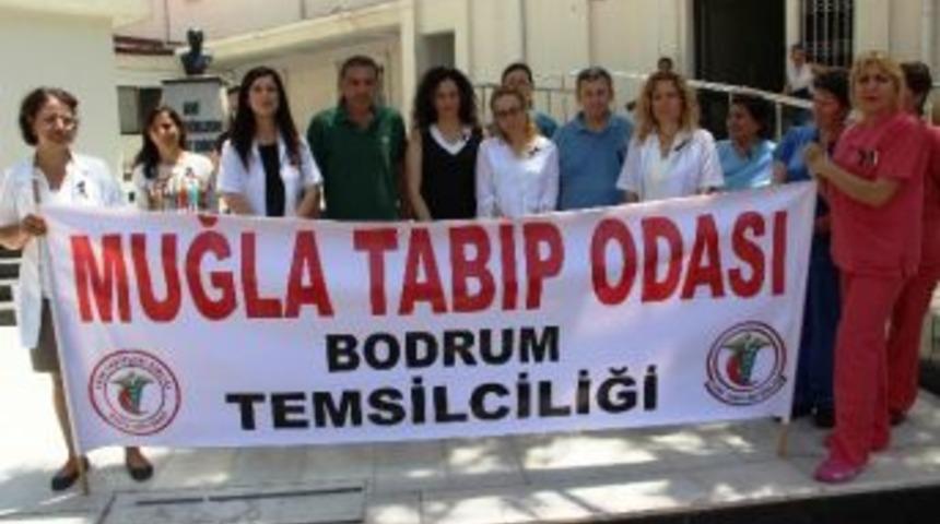 G&ouml;revi Başında &Ouml;ld&uuml;r&uuml;len Doktor Unutulmadı