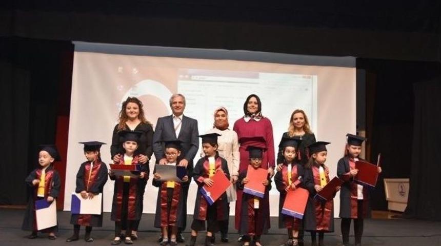 Om&uuml;&rsquo;n&uuml;n En K&uuml;&ccedil;&uuml;k Mezunları