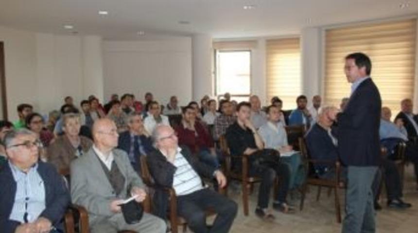 İnşaat M&uuml;hendislerine Deprem Sonrası Hasar Tespiti Semineri