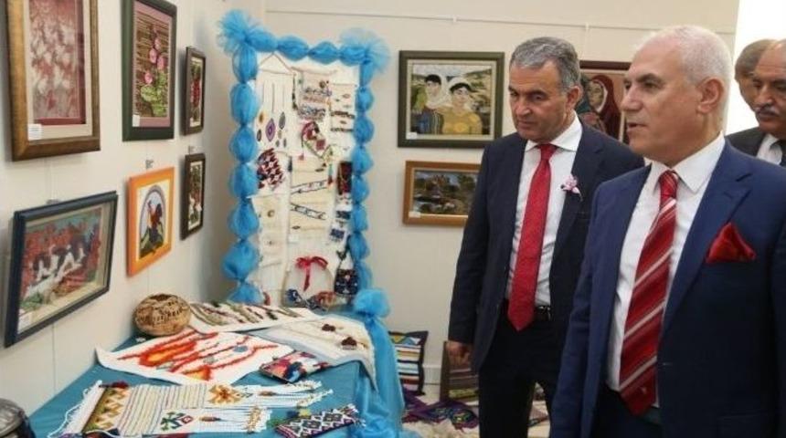 Nilsem Kursiyerlerinin El Emeği Eserleri G&ouml;r&uuml;c&uuml;ye &Ccedil;ıktı