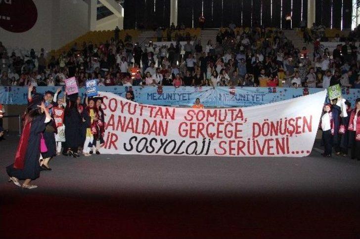 Her Yaştan Öğrenci Mezuniyet Coşkusu Yaşadı G3