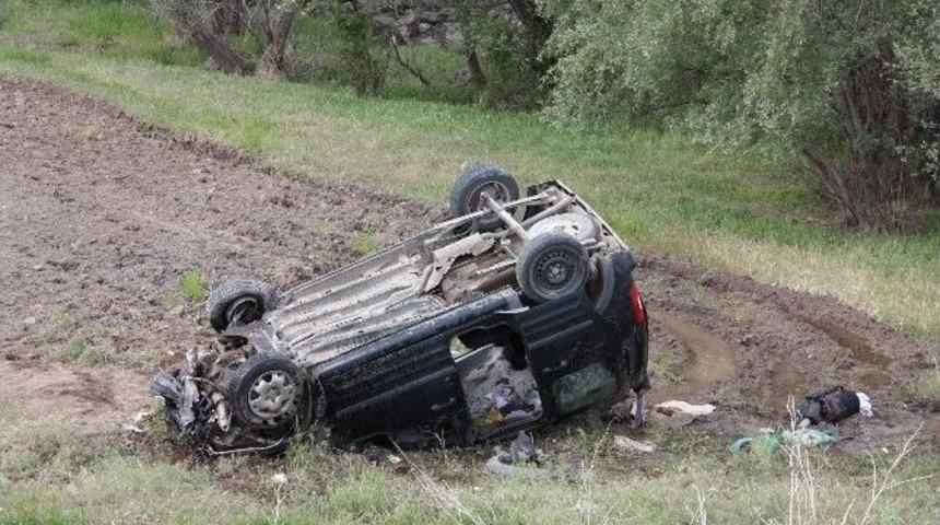 Ahlat&rsquo;ta Trafik Kazası: 6 Yaralı