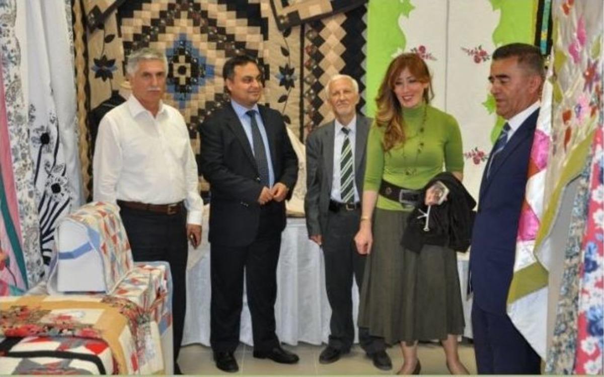Simav Halk Eğitim Merkezi M&uuml;d&uuml;rl&uuml;ğ&uuml;&rsquo;n&uuml;n Yıl Sonu Sergisi