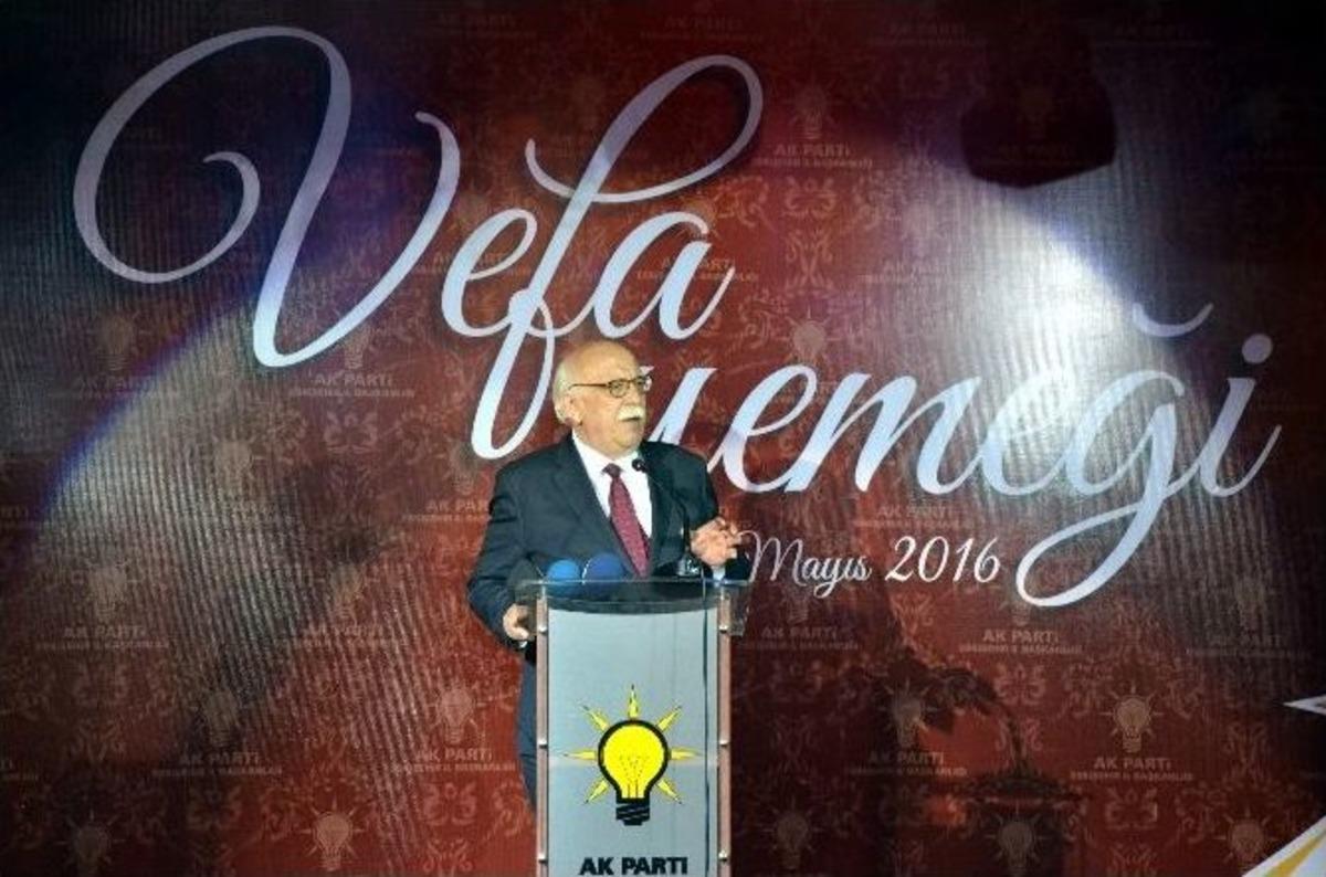 Bakan Avcı Eskişehir&rsquo;de Vefa Yemeğine Katıldı