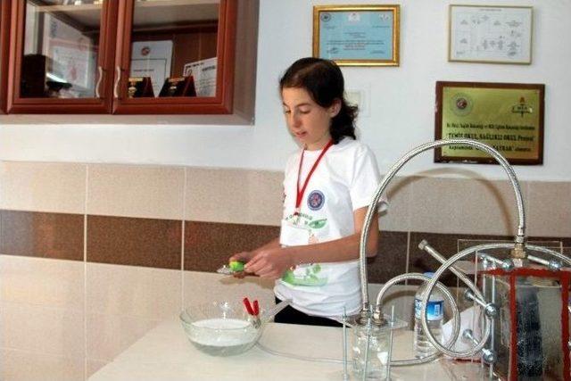 Kanseri Yenen Minik Kız Tübitak Projesi İle İlgi Odağı Oldu 2