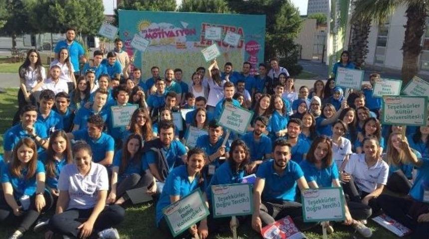 İk&uuml;&rsquo;de &Uuml;niversite Adayı &Ouml;ğrencilere Motivasyon Kampı