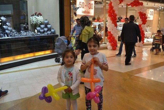 Çocuklar Sosis Balon Şov İle Eğlenirken Öğrendiler 1