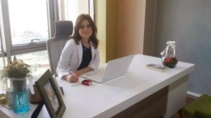 Renkli G&ouml;zl&uuml;ler Dikkat