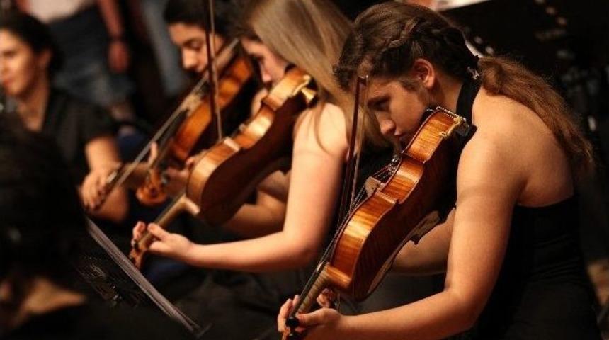 Konak&rsquo;ın Sesi Oldular